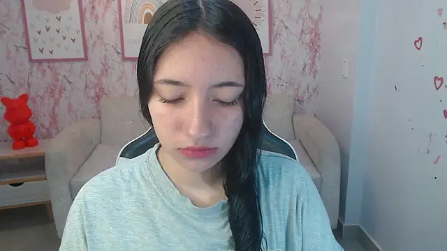 Kylie ch1 online show from November 9, 12:03 pm