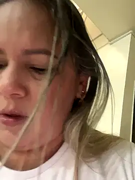 Lucy Milf 474 online show from September 10, 11:54 am