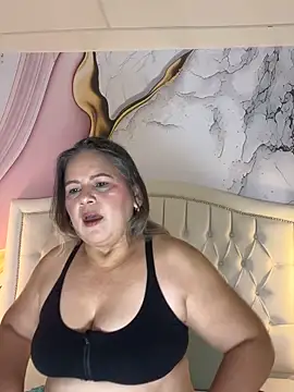 Lucy Milf 474 online show from April 14, 12:11 pm