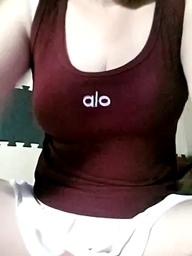 Snapshot of Surrilove chatting on September 24, 4:10 pm Surrilove online show from September 24, 4:10 pm