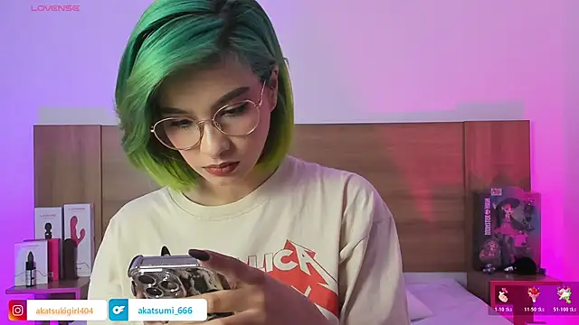 Akatsumi  online show from January 9, 3:59 pm