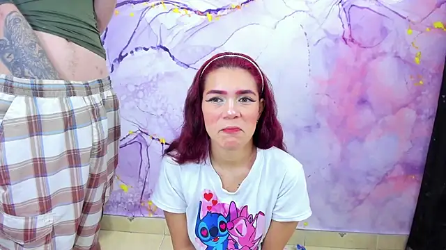 Snapshot of playshardcouple chatting on October 9, 11:08 am playshardcouple online show from October 9, 11:08 am