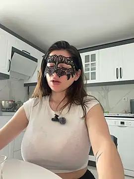 0gece0 online show from April 15, 9:05 am