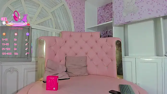 Dani rivass online show from October 12, 11:09 am