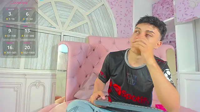 Dani rivass online show from October 26, 11:16 am