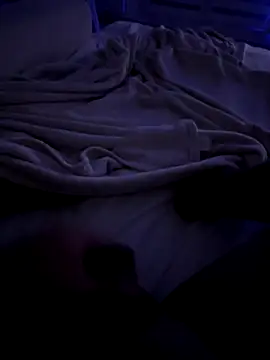 Snapshot of julienCr7 chatting on October 2, 6:59 pm julienCr7 online show from October 2, 6:59 pm