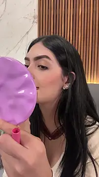 AliceRitter online show from April 2, 11:02 pm