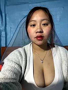 maianhcute online show from January 8, 2:03 am