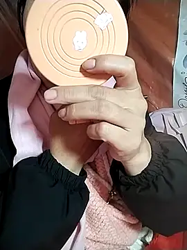 Snapshot of venu00 chatting on December 2, 3:18 pm venu00 online show from December 2, 3:18 pm