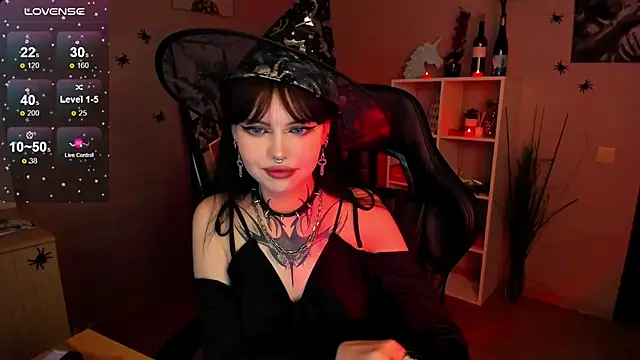 Snapshot of Morana_Batt chatting on October 24, 2:30 am Morana Batt online show from October 24, 2:30 am