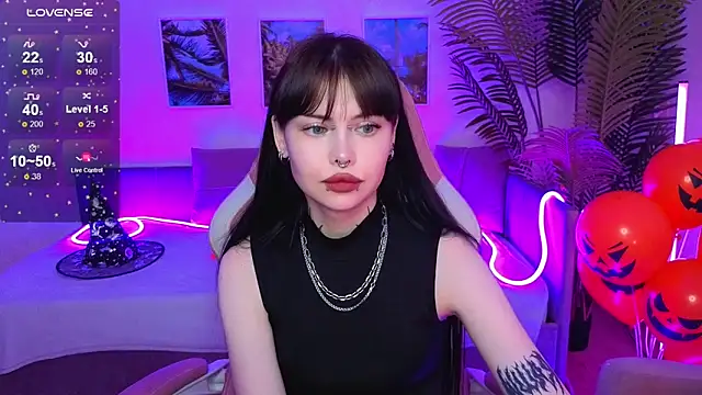 Snapshot of Morana_Batt chatting on October 27, 2:15 am Morana Batt online show from October 27, 2:15 am