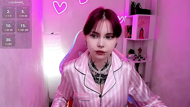 Snapshot of Morana_Batt chatting on November 22, 1:48 am Morana Batt online show from November 22, 1:48 am