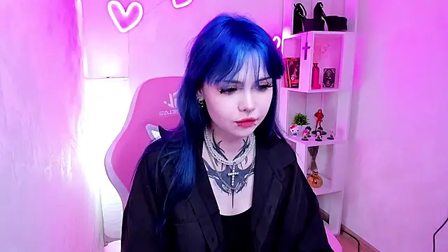 Snapshot of Morana_Batt chatting on December 5, 2:20 am Morana Batt online show from December 5, 2:20 am