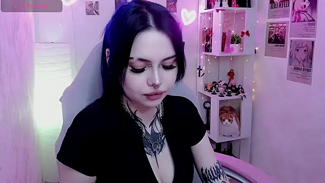 Snapshot of Morana_Batt chatting on June 6, 2:05 am Morana Batt online show from June 6, 2:05 am