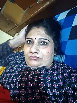 Snapshot of Rakhi99x chatting on April 4, 6:44 am Rakhi99x online show from April 4, 6:44 am