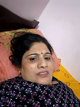 Snapshot of Rakhi99x chatting on May 12, 10:34 am Rakhi99x online show from May 12, 10:34 am