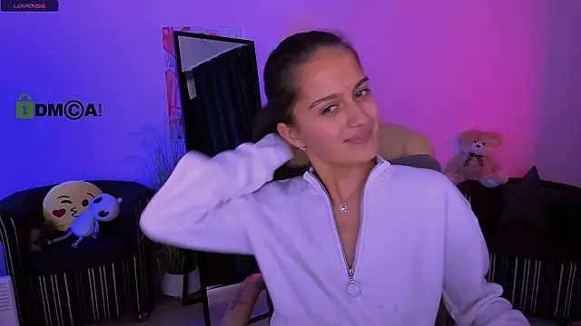 Snapshot of talia_seduce chatting on October 13, 3:12 pm talia seduce online show from October 13, 3:12 pm