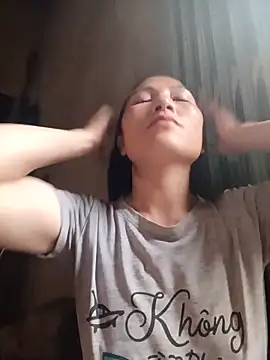 Snapshot of YAYAA-502 chatting on October 4, 9:51 am YAYAA-502 online show from October 4, 9:51 am