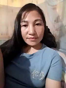 YAYAA-502 online show from April 4, 2:25 pm