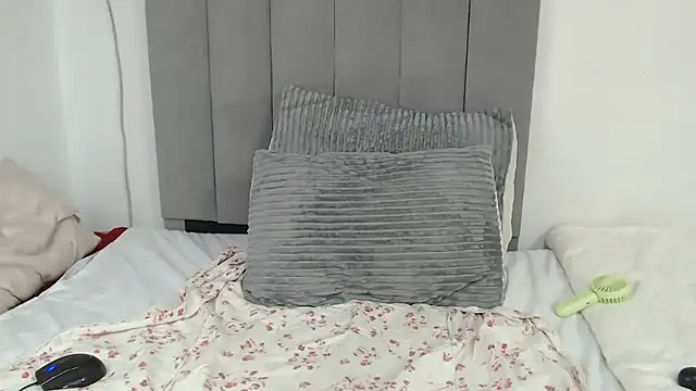 Sexy melanin17 online show from October 16, 4:35 am