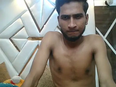 Snapshot of lily_9900 chatting on October 4, 8:18 pm lily 9900 online show from October 4, 8:18 pm