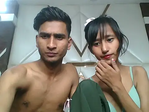 Snapshot of lily_9900 chatting on October 15, 4:07 pm lily 9900 online show from October 15, 4:07 pm