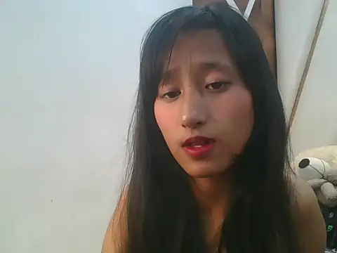 Snapshot of lily_9900 chatting on October 30, 4:41 pm lily 9900 online show from October 30, 4:41 pm