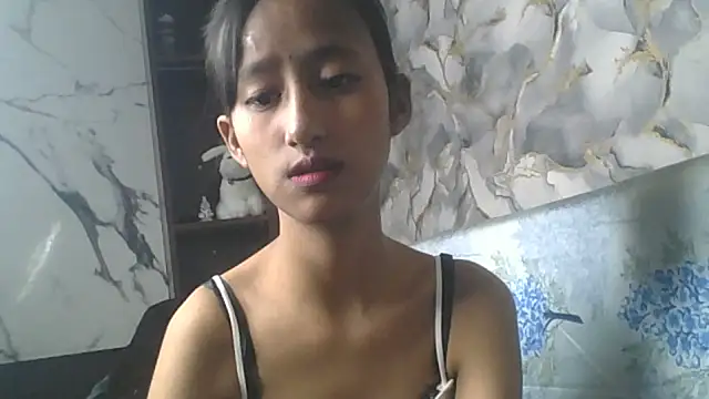 Snapshot of lily_9900 chatting on November 21, 6:17 pm lily 9900 online show from November 21, 6:17 pm