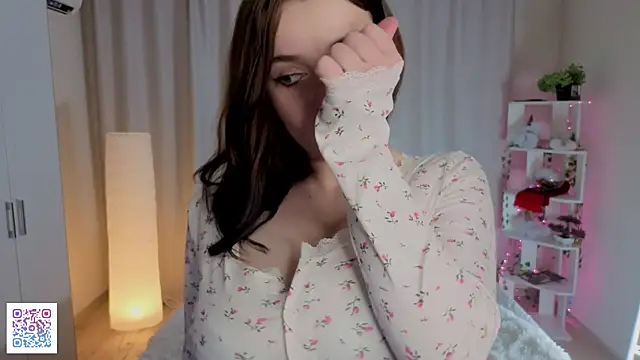 Snapshot of ThuBoppre chatting on October 24, 5:42 pm ThuBoppre online show from October 24, 5:42 pm