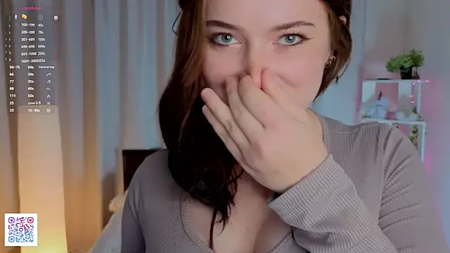 Snapshot of ThuBoppre chatting on November 1, 5:37 pm ThuBoppre online show from November 1, 5:37 pm