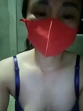 Snapshot of vera9986 chatting on June 16, 2:52 pm vera9986 online show from June 16, 2:52 pm