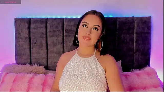 AnaLevii online show from April 22, 1:23 pm