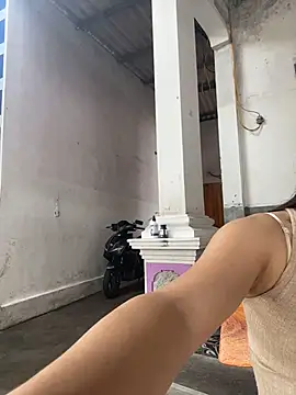Clara8899 online show from July 11, 1:08 am