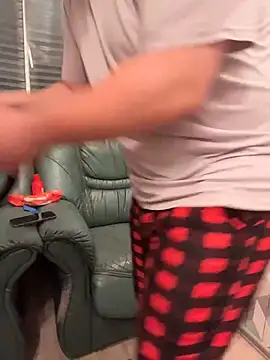 Snapshot of desiredude9 chatting on November 24, 7:57 pm desiredude9 online show from November 24, 7:57 pm