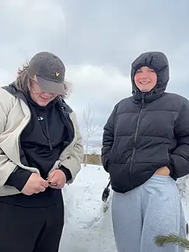 Snapshot of desiredude9 chatting on December 2, 8:19 am desiredude9 online show from December 2, 8:19 am