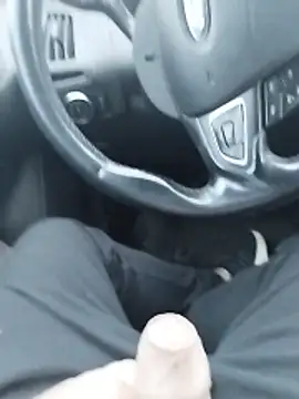 JonMario224 online show from April 11, 4:33 pm