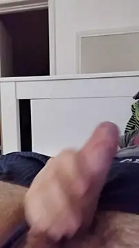 Snapshot of NewJoiner chatting on November 13, 6:18 pm NewJoiner online show from November 13, 6:18 pm