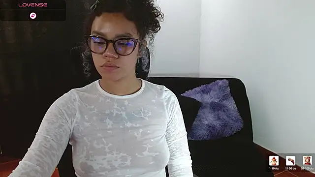 Canela s1 online show from April 22, 8:32 pm