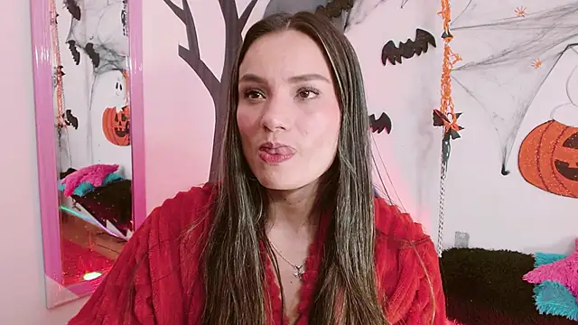 danna 888 online show from October 18, 9:37 pm