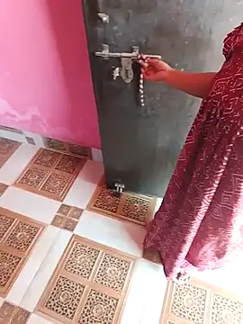 Aaradhya Sharma online show from October 16, 4:24 am