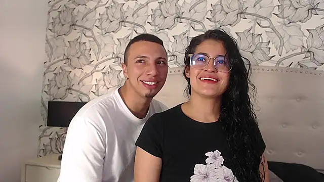 Luna Noire1 online show from April 7, 3:40 am