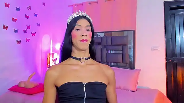 Snapshot of REINA_ADAHARA chatting on October 9, 10:24 am REINA ADAHARA online show from October 9, 10:24 am