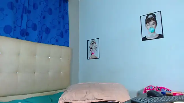 ebonny ts online show from September 19, 11:44 am