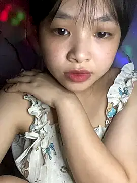 candy   123 online show from October 10, 2:49 pm