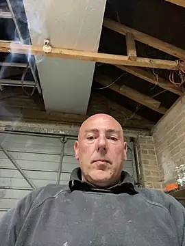 Richmcgee online show from April 28, 7:19 pm