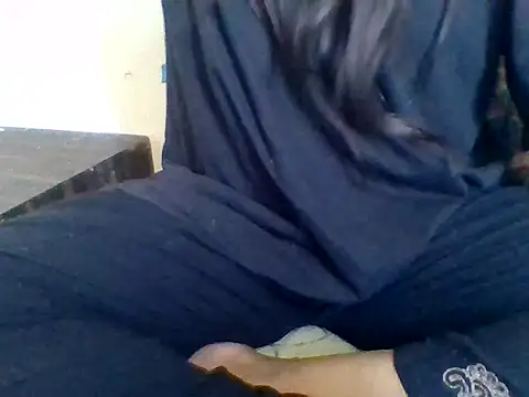 Vaani Singha online show from October 13, 5:07 am