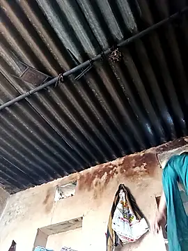 Snapshot of Sexy_queeny chatting on September 12, 3:17 am Sexy queeny online show from September 12, 3:17 am