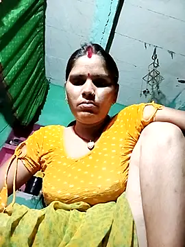 Snapshot of Sexy_queeny chatting on September 16, 3:02 pm Sexy queeny online show from September 16, 3:02 pm