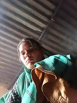 Snapshot of Sexy_queeny chatting on September 23, 12:57 am Sexy queeny online show from September 23, 12:57 am