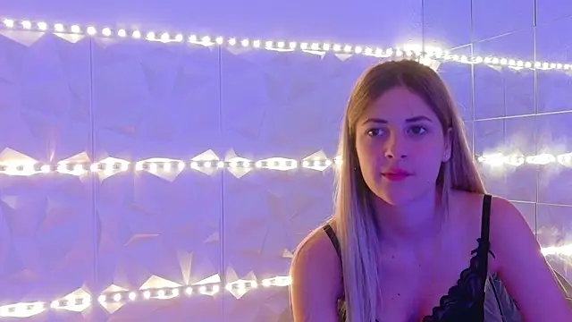 Snapshot of Aishha_ chatting on September 25, 5:11 am Aishha online show from September 25, 5:11 am